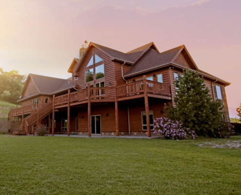 welcoming home in the mountains